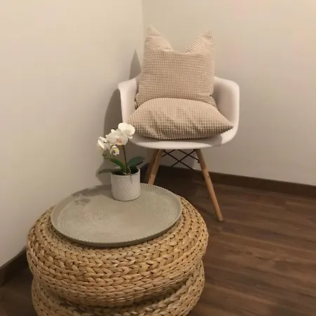 Apartment Nady's Modern City House